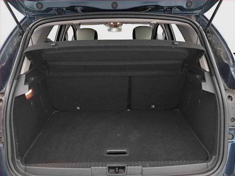 Renault Captur (2018) 1.2 TCe, Automat, ČR,1.maj - fotka 13 z 16