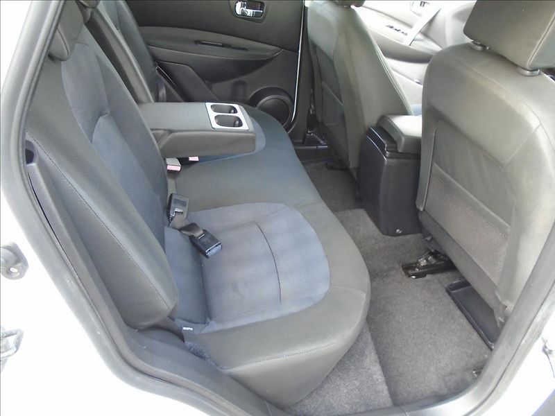 Nissan Qashqai 1,6   1.6.LPG - fotka 19 z 26
