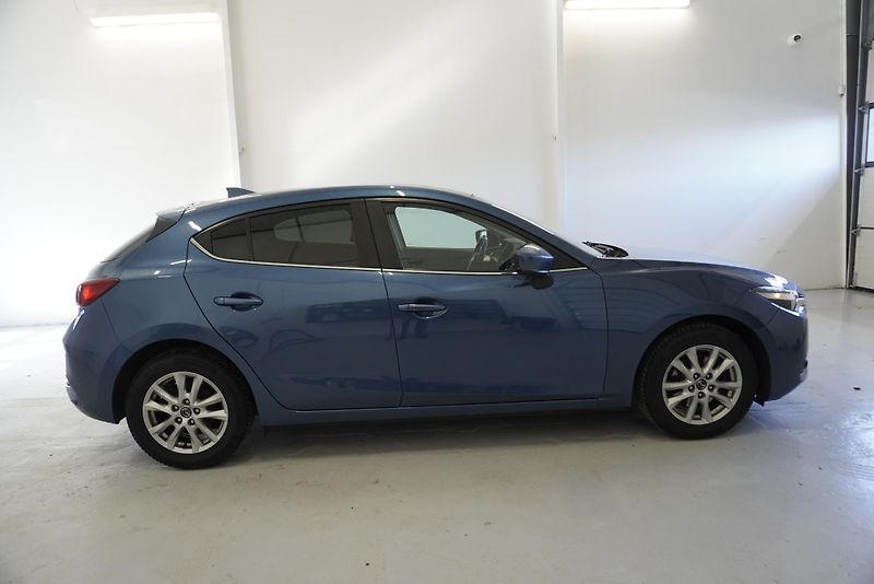 Mazda 3 MAZDA 3  2.0 SKYACTIV-G - fotka 4 z 26