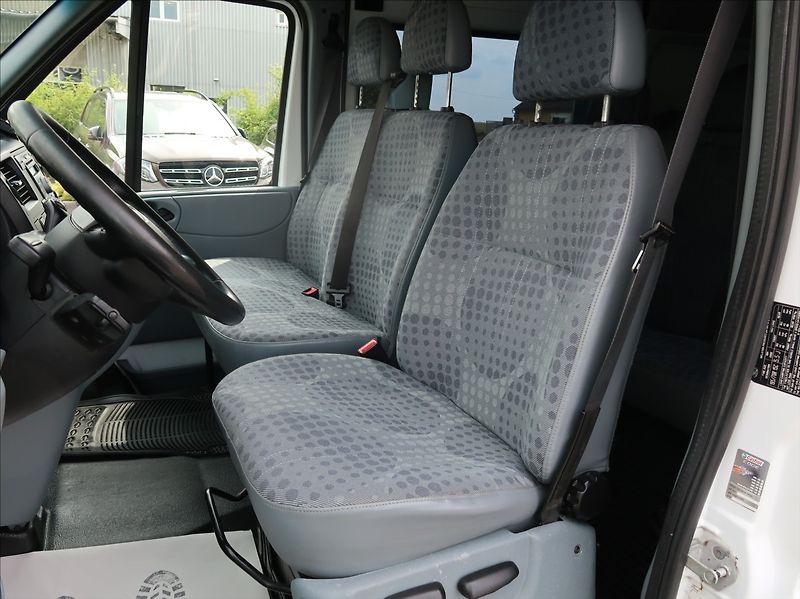Ford Transit 2,2 TDCi,92kW,L3,6míst,tempoma - fotka 10 z 21