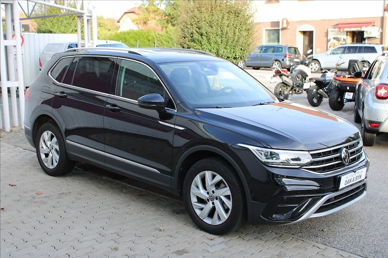 Volkswagen Tiguan 1,5 - fotka 2 z 4