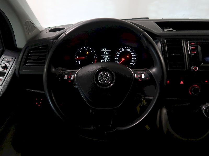 Volkswagen Transporter (2017) T6 2.0TDI 75KW TAŽNÉ - fotka 17 z 29