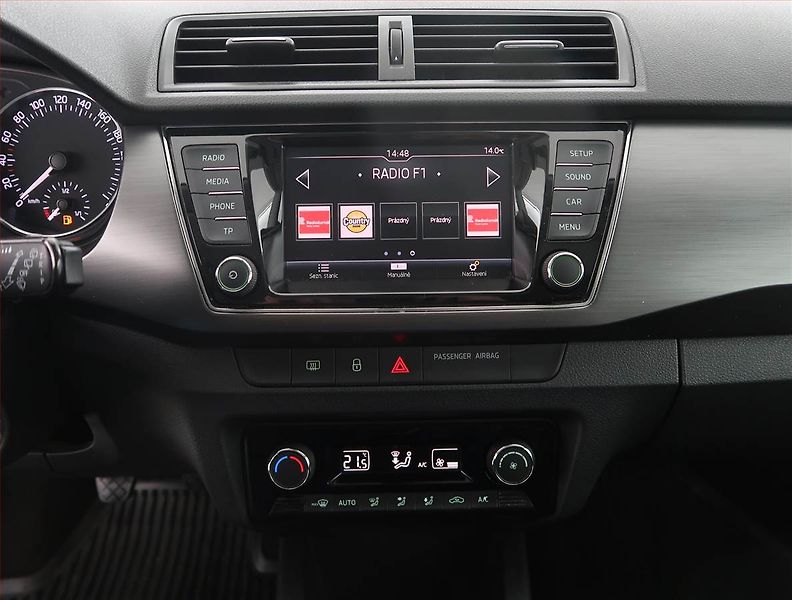Škoda Fabia (2017) Ambition Plus 1.0 TSI - fotka 12 z 18