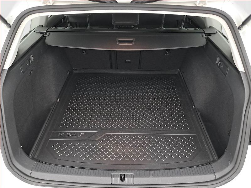 Volkswagen Golf (2020) Highline 1.5 TSI, ČR,1.maj - fotka 14 z 16