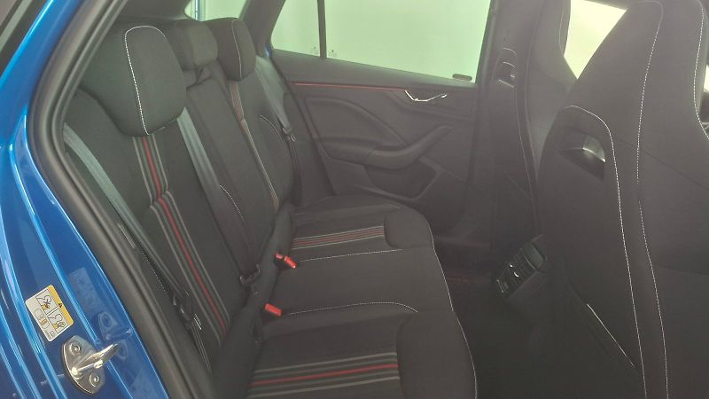 Škoda Kamiq (2026) Monte Carlo 1,0 TSI 85 kW DSG - fotka 15 z 22