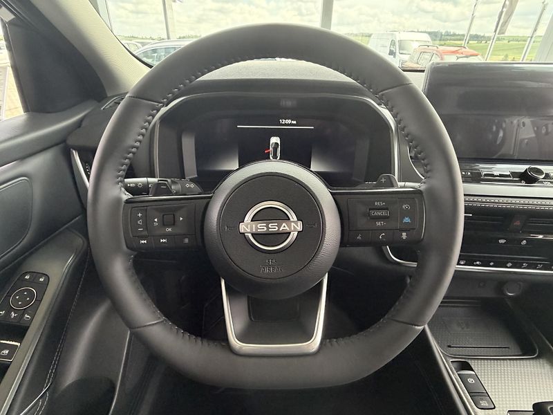 Nissan Qashqai (2026) N-Connecta 158k,AT,CCS karta!! - fotka 7 z 16