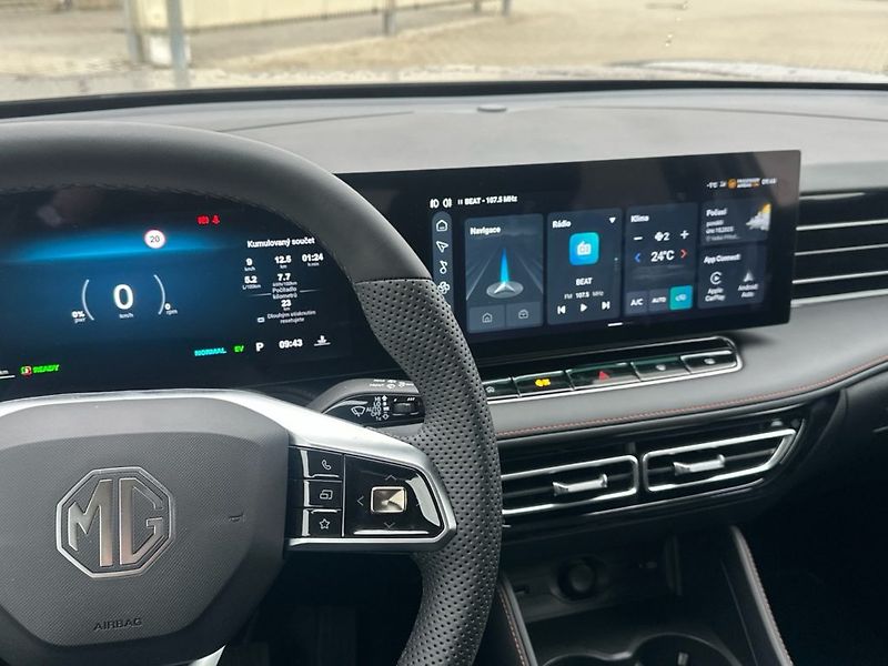 MG HS (2026) PHEV 1.5 TGI Exclusive - fotka 13 z 23