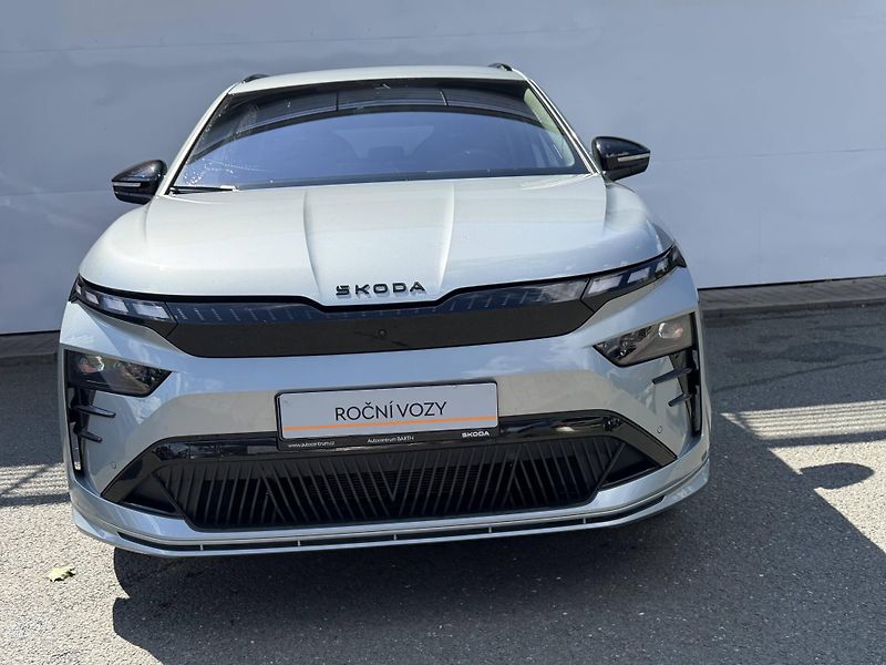 Škoda Enyaq (2026) RS 4x4 84 kWh - fotka 4 z 26