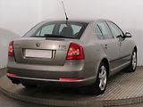 Škoda Octavia (2007) 2.0 TDI, Serv.kniha, rezervace - náhled 7