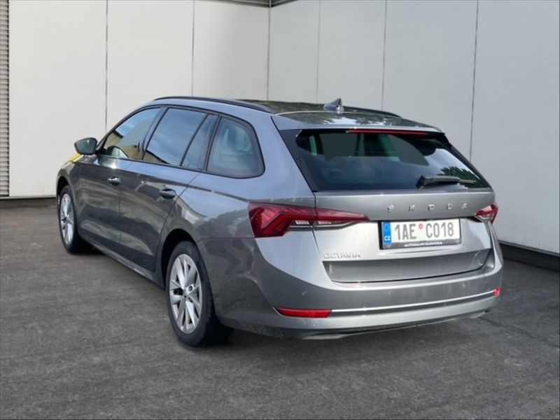 Škoda Octavia 2,0 TDI Fresh - fotka 4 z 11