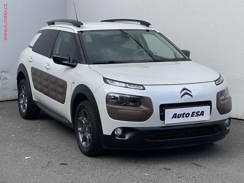 Citroën C4 Cactus (2017) 1.6 HDi, ČR, AT, tempo, park - fotografie inzerátu