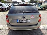 Škoda Superb 1,6 TDI 77 KW NAVI, TEMP - náhled 9