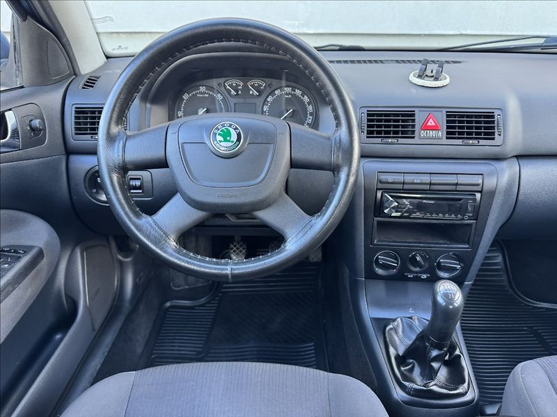 Škoda Octavia 1,9 TDI TOUR TRUMF původ ČR - fotka 26 z 50