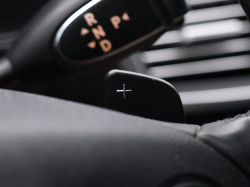 Mercedes-Benz Třídy E 3,0 350CDI 170kW Avantgarde - fotka 26 z 40