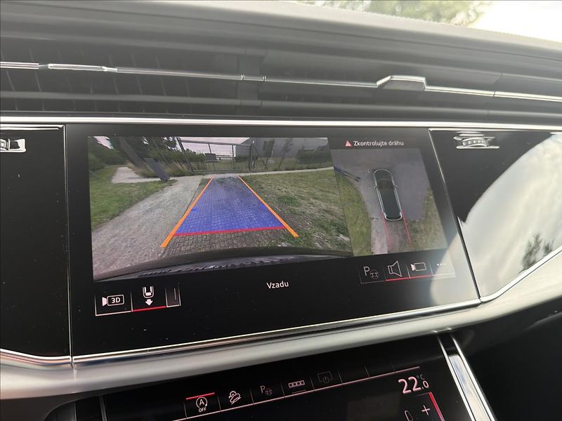 Audi Q7 3,0 TDI 210 KW S-LINE QUATTRO - fotka 26 z 39