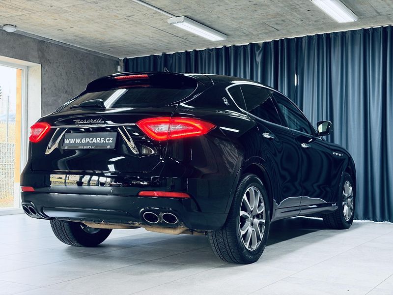 Maserati Levante (2017) 3.0d*V6*Ermenegildo.Zegna* - fotka 7 z 36