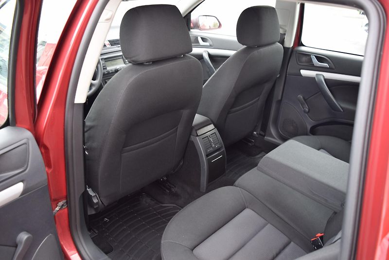 Škoda Octavia (2006) 1.9TDI 77kw ALU PARKTRONIC  - fotka 17 z 49