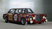 Mercedes-Benz AMG 300 SEL 6.8 „Rudá svině“.