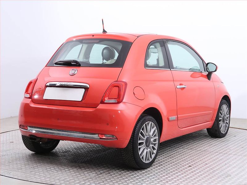Fiat 500 (2017) 1.2, Serv.kniha, Park. senzory - fotka 5 z 16