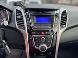 Hyundai i30 1,6  CZ TOP STAV - náhled 9