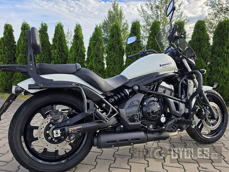 Kawasaki Vulcan S - fotka 5 z 21