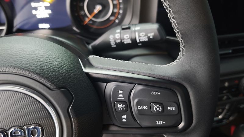 Jeep Wrangler (2025) Unlimited 2,0T  Rubicon ČR - fotka 28 z 39