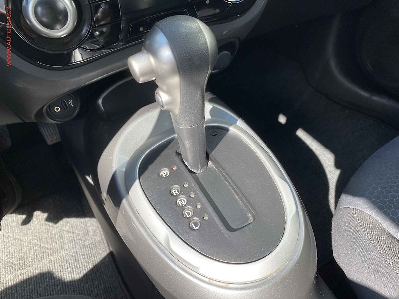 Nissan Juke (2013) 1.6, AT, navi, kamera - fotka 15 z 18