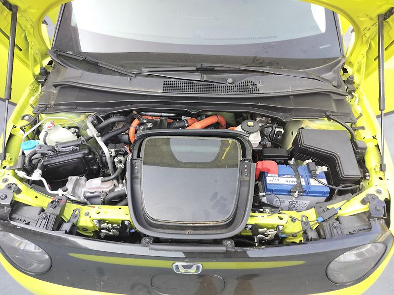 Honda e Advance, kůže - fotka 26 z 26