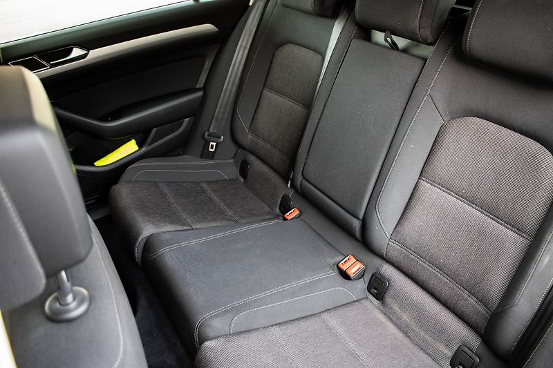 Volkswagen Passat - fotka 21 z 32