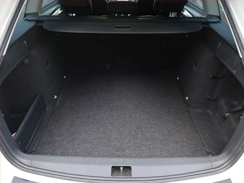 Škoda Octavia (2018) 1.6 TDI, Serv.kniha, Navi - fotka 14 z 16