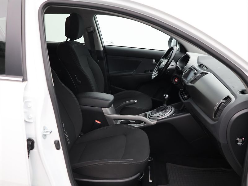Kia Sportage 2,0 CRDi 135 kW 4x4 Aut.klima - fotka 11 z 25