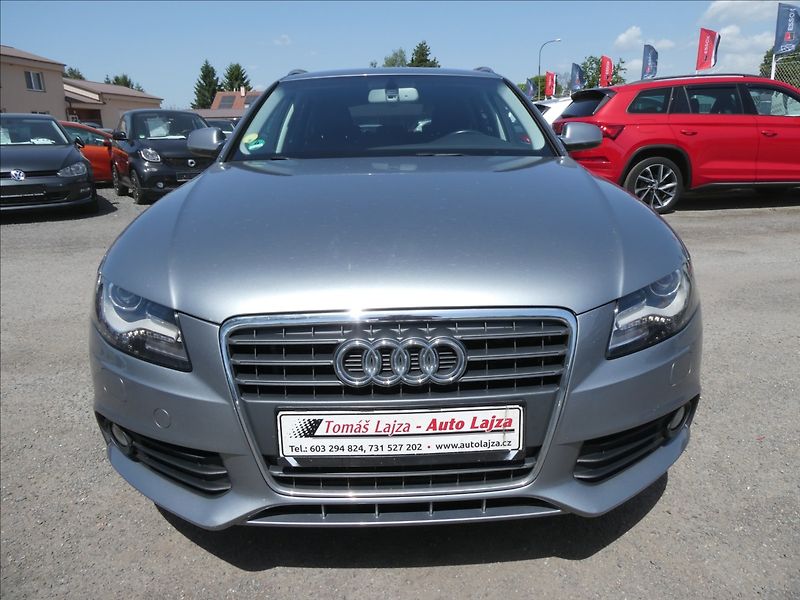 Audi A4 2,0 TDi 125kW serviska,NAVI - fotka 2 z 40