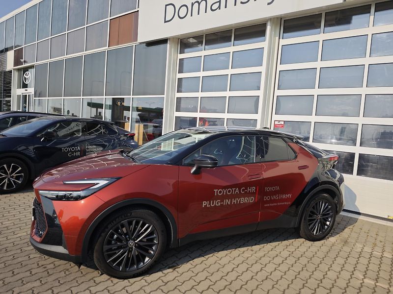 Toyota C-HR (2025) 2.0L PHEV CVT Tokyo Edition - fotka 2 z 17