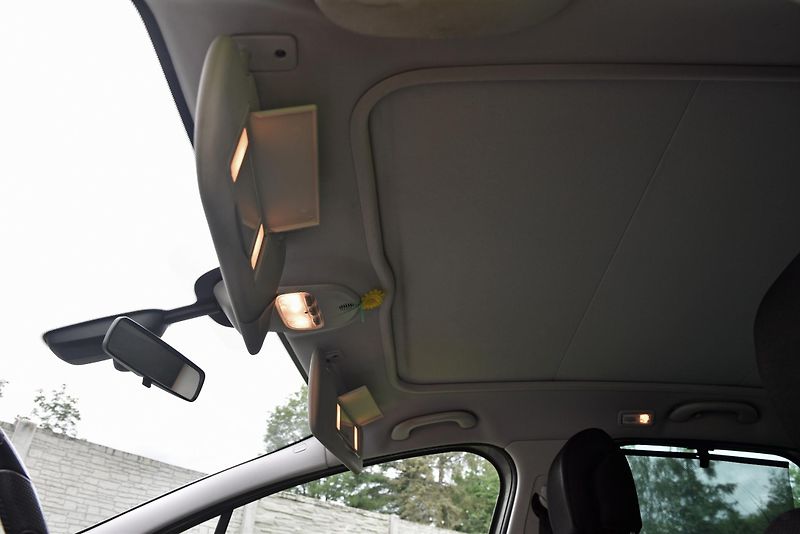 Peugeot 3008 2.0 HDi 6st,DKLIMA,TEMP,TZ,ALU - fotka 19 z 37
