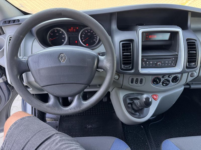 Renault Trafic 2.0DCI 84Kw L1 2x boční dveře - fotka 10 z 23