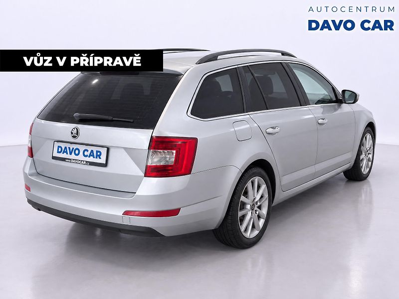 Škoda Octavia 2,0 TDI 110kW Elegance Xenon - fotka 5 z 12