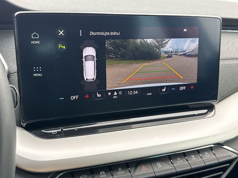 Škoda Octavia (2023) Combi 1.5 TSI M-HEV DSG Style - fotka 19 z 32