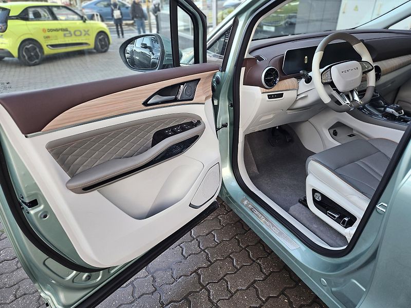 Dongfeng U-Tour (2026)  Exclusive FR Media & Urban   - fotka 10 z 19