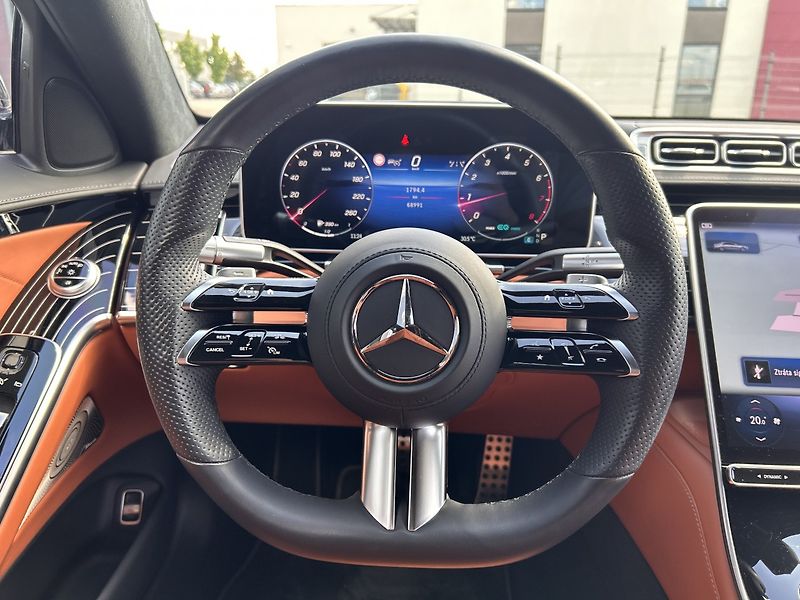 Mercedes-Benz Třídy S S 580 4MATIC LONG - fotka 14 z 40