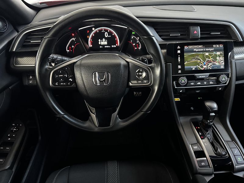 Honda Civic (2017) 1.5 VTEC Turbo Sportline - CZ - fotka 11 z 25
