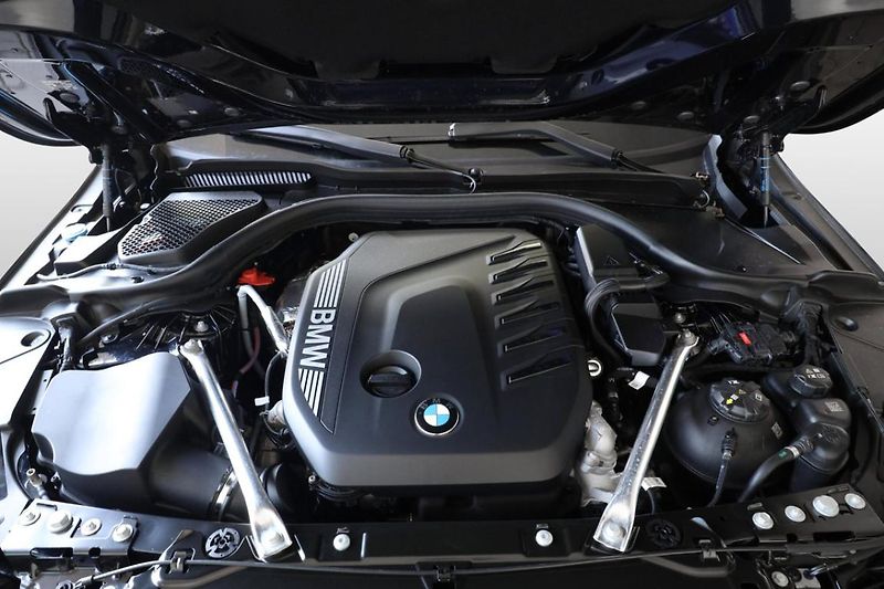 BMW Řada 5 540d xDrive Sedan - fotka 9 z 31