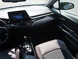 Toyota C-HR (2018) 1.8 Hybrid - náhled 8