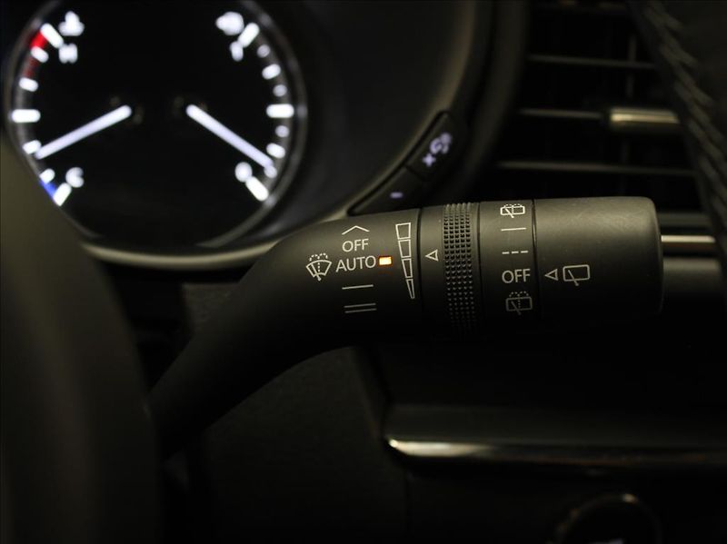Mazda CX-3 2,5 G140 Excl. Bose 2x Sady k. - fotka 26 z 31