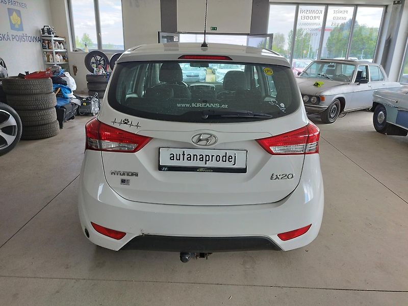 Hyundai ix20 (2012) 1,6i,91KW,AUTOMAT,ALU,TAŽ,LPG - fotka 5 z 22