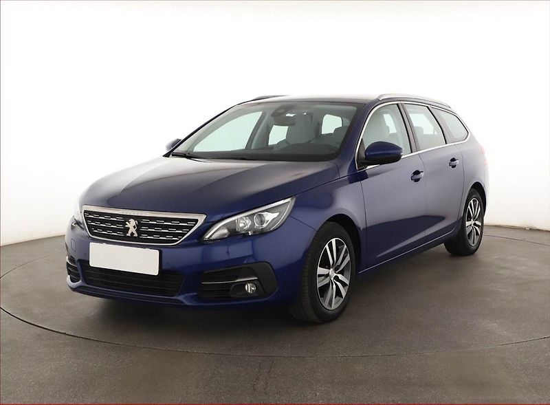 Peugeot 308 (2020) Allure 1.5 BlueHDi, Serv.kniha - fotka 2 z 15