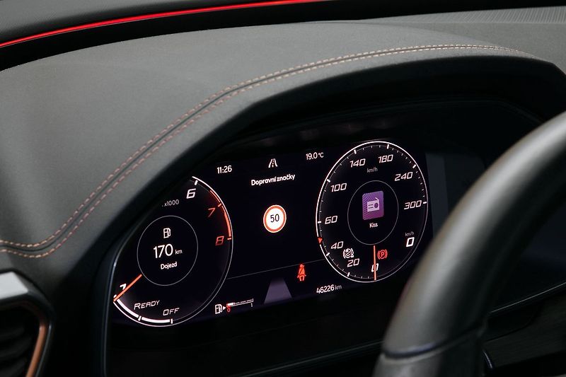 Cupra Formentor 1.5TSI 110kW Kamera Kessy ACC - fotka 29 z 32