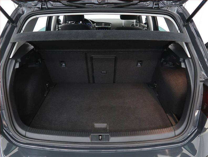 Volkswagen Golf (2020) 32 kWh - 37 Ah, SoH 90% - fotka 14 z 26