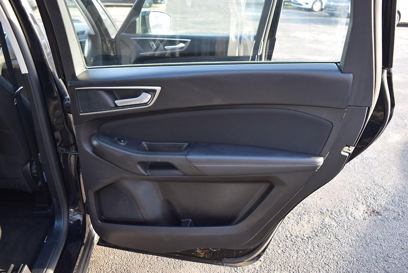 Ford Galaxy (2018) 2.0TDCi 110kw BUSINESS 7MÍST  - fotka 43 z 47