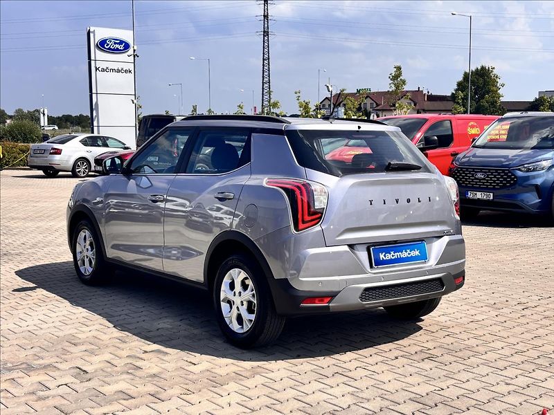KGM Tivoli 1,5 GDI 120kW 6AT Style - fotka 3 z 28