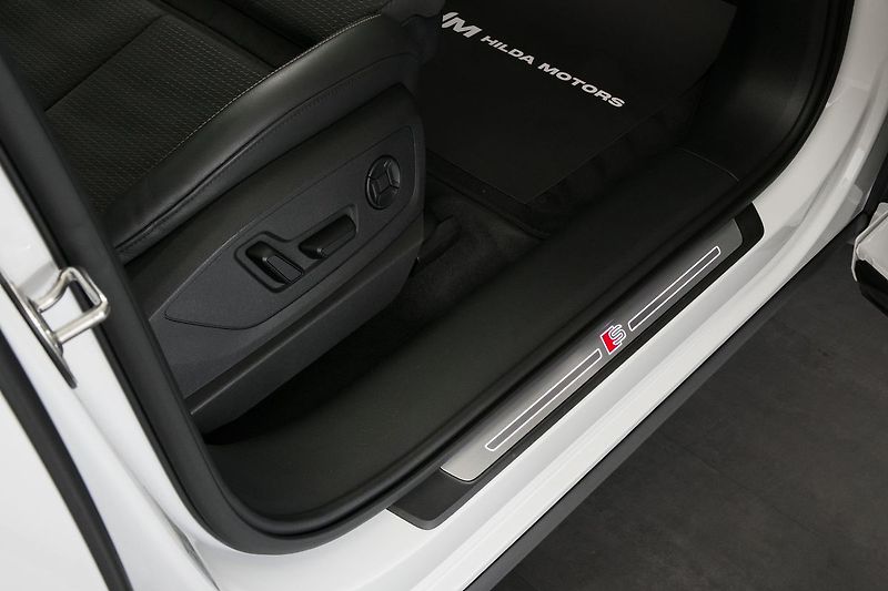 Audi e-tron 55 300kW Sportback Black Edice - fotka 22 z 47
